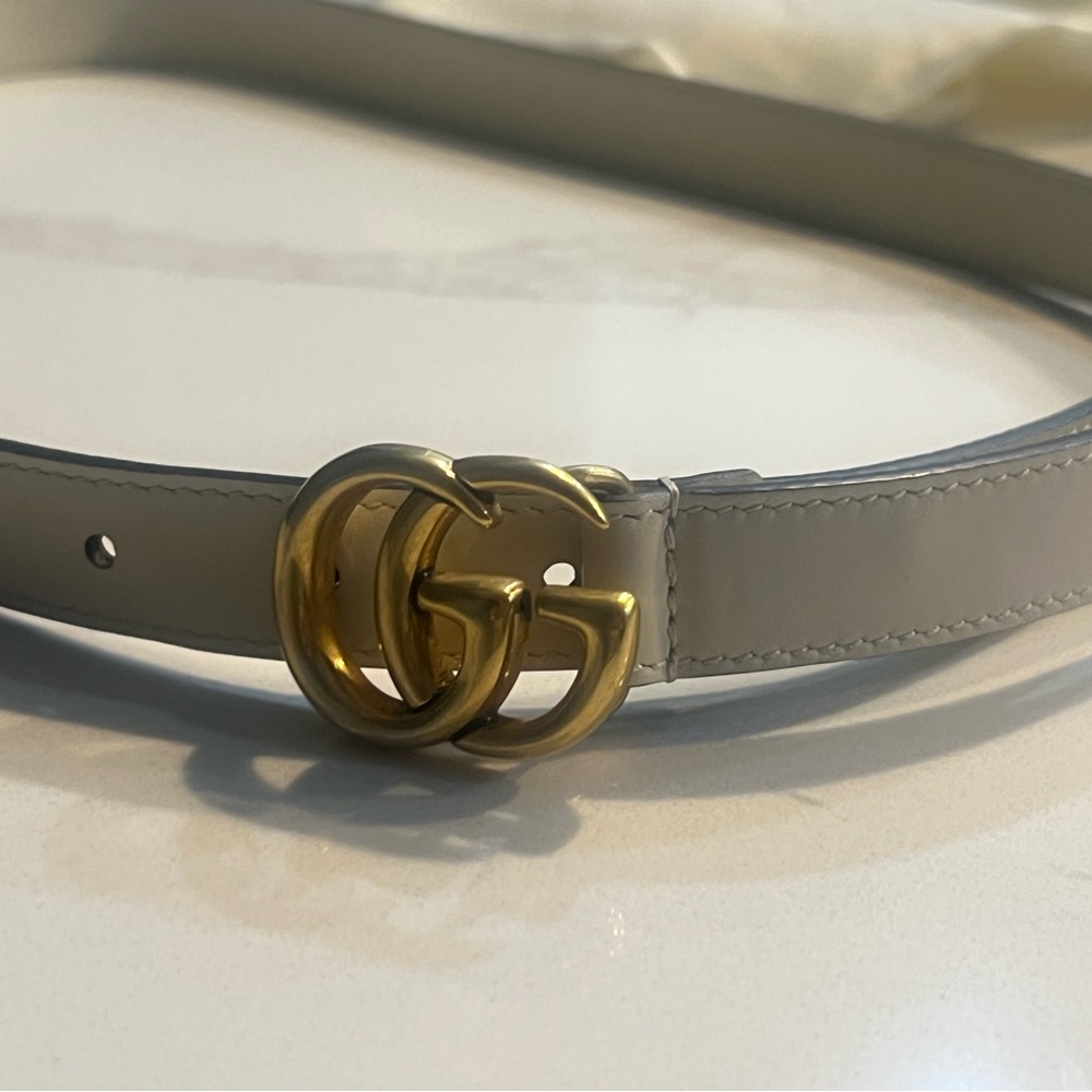 NWOT Gucci Gg white belt 85